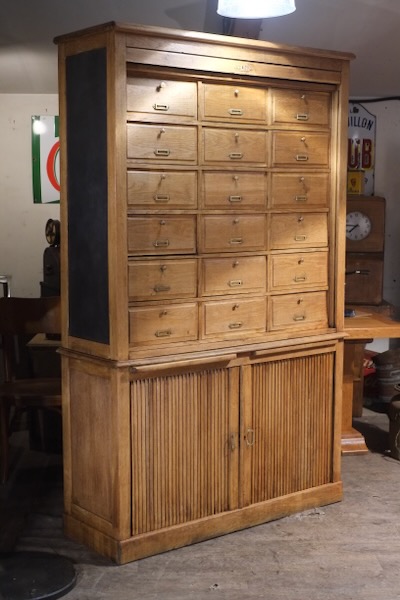 meuble de metier ancien de notaire en chene massif